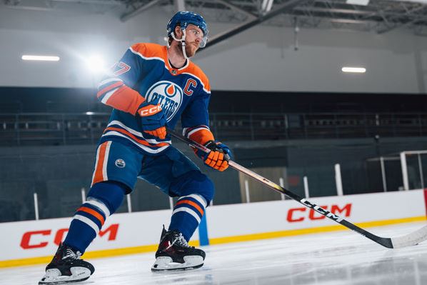 hokejka ccm jetspeed ft8 pro mcdavid